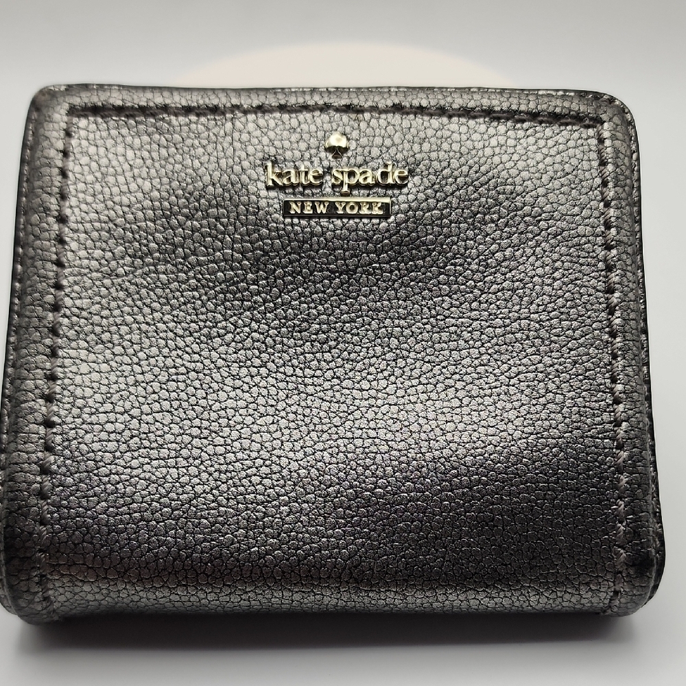 Kate Spade Metallic Black/Silver Wallet‎